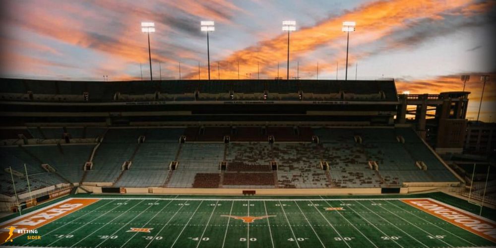Texas Memorial Stadium - betting sider